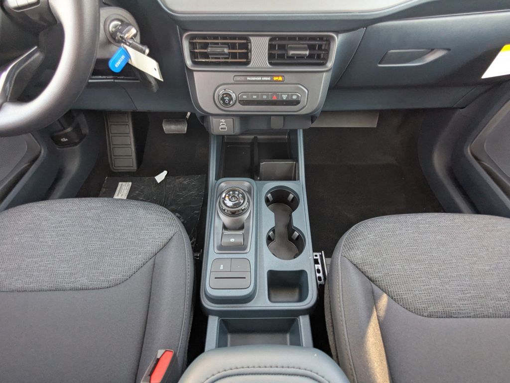 2025 Ford Maverick XL photo 18
