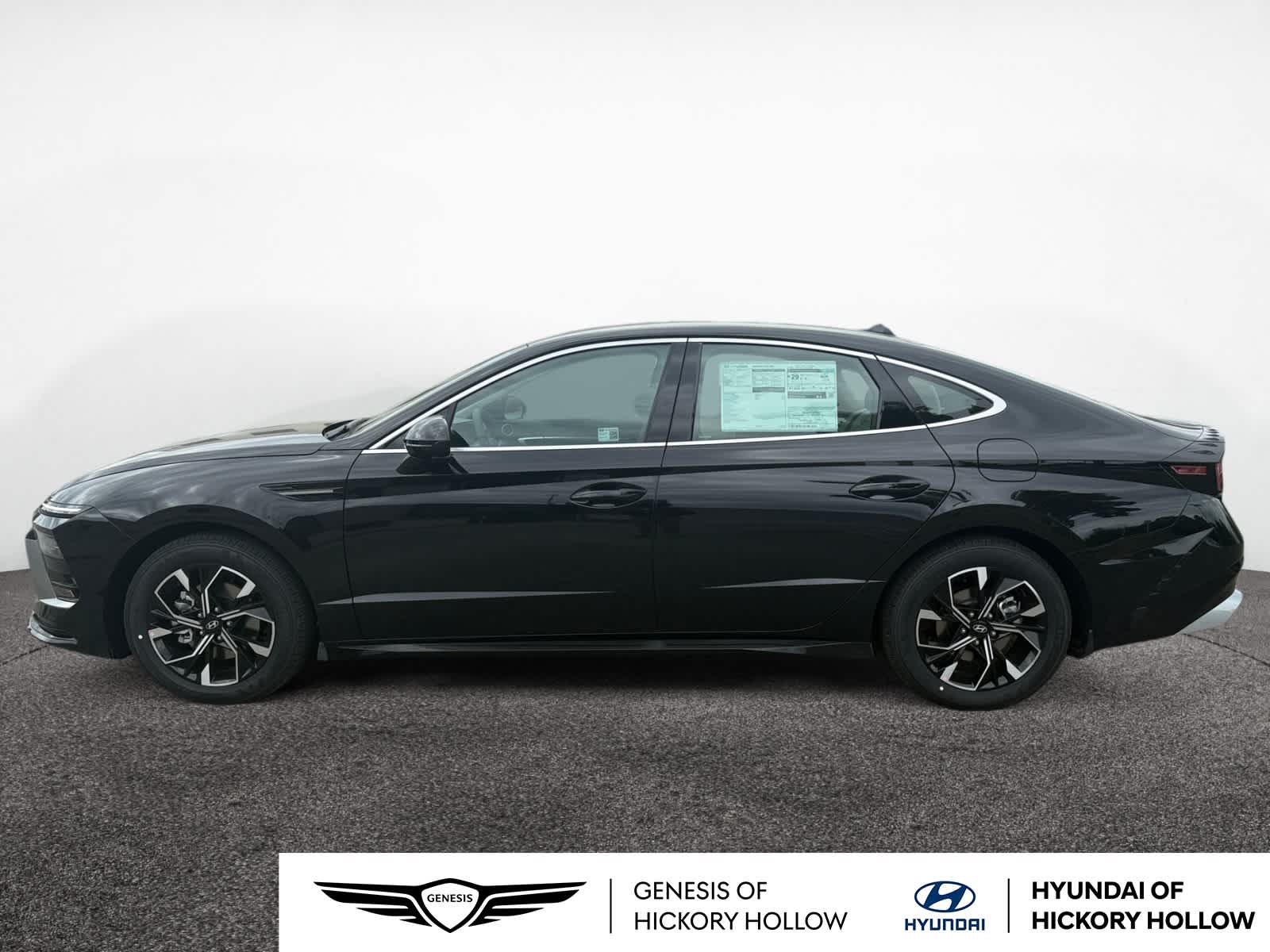 2025 Hyundai Sonata SEL photo 2