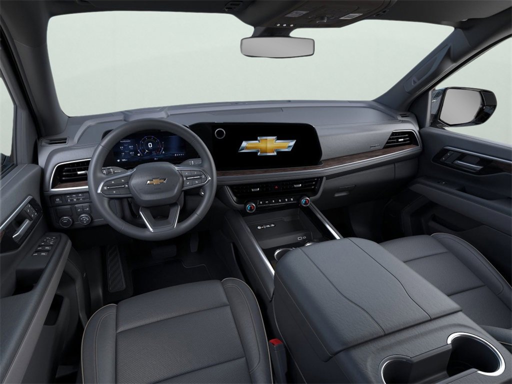 2025 Chevrolet Suburban Premier photo 14