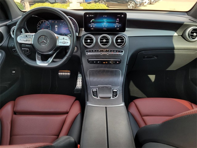 2022 Mercedes Benz GLC 300 photo 28