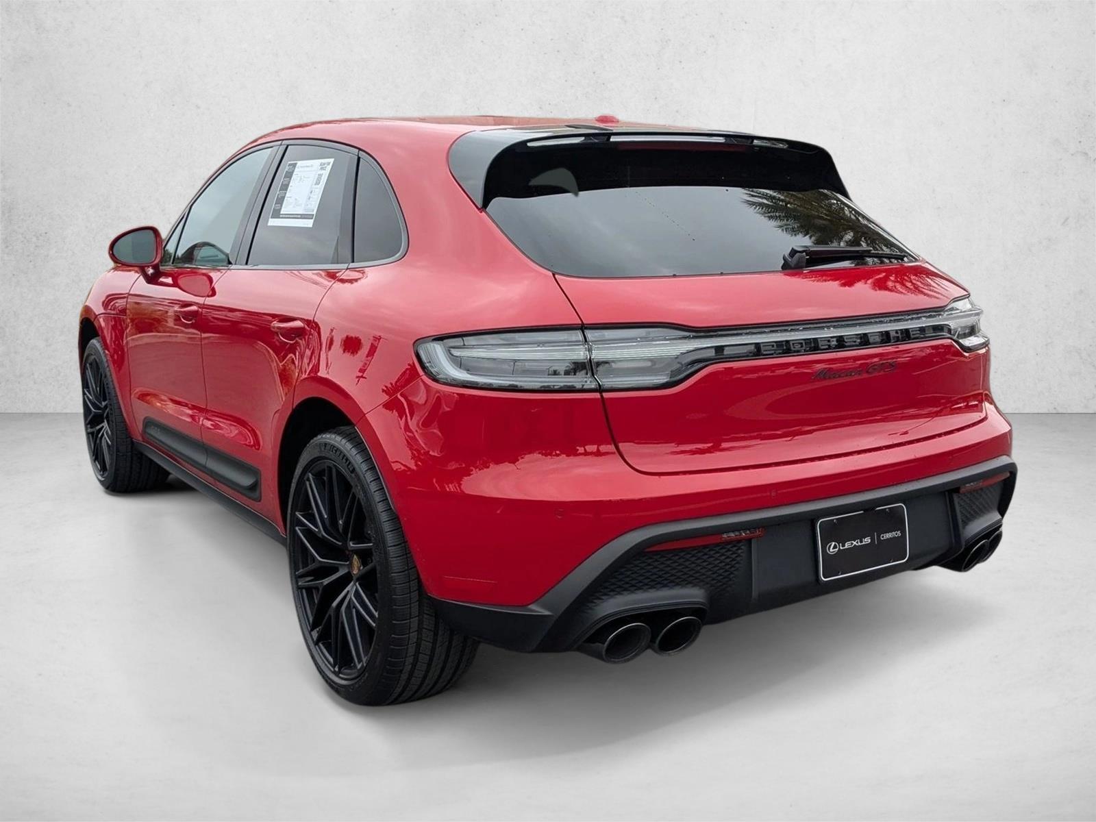 2025 Porsche Macan GTS photo 8