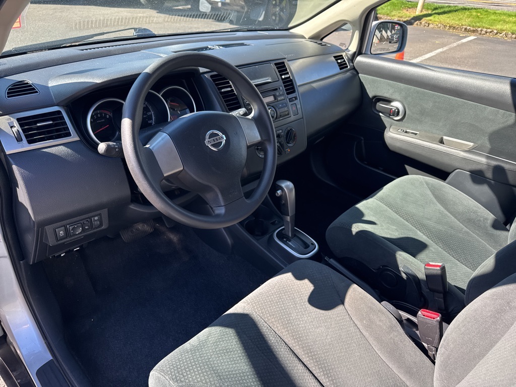 2012 Nissan Versa 1.8 S photo 14