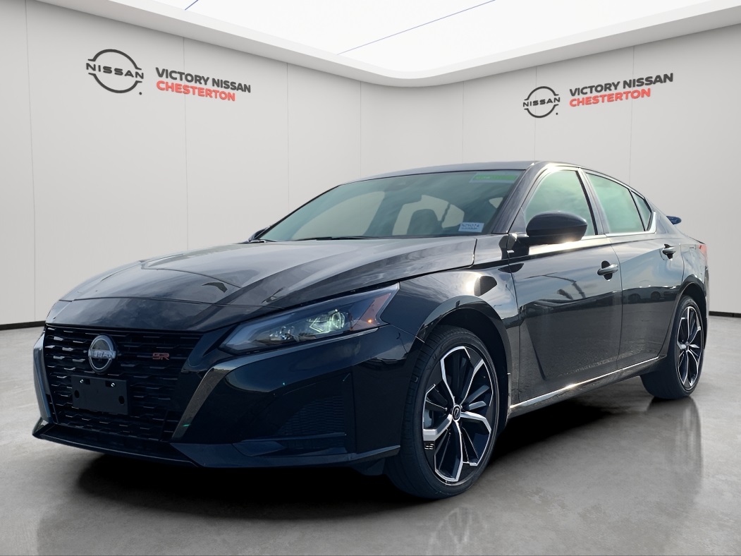 2025 Nissan Altima SR's photo