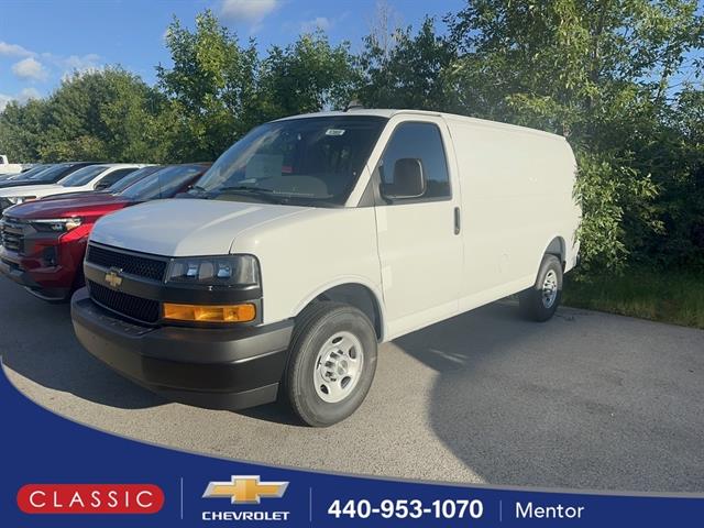 2025 Chevrolet Express Cargo