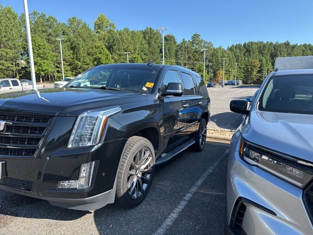 2020 Cadillac Escalade Premium Luxury photo 4