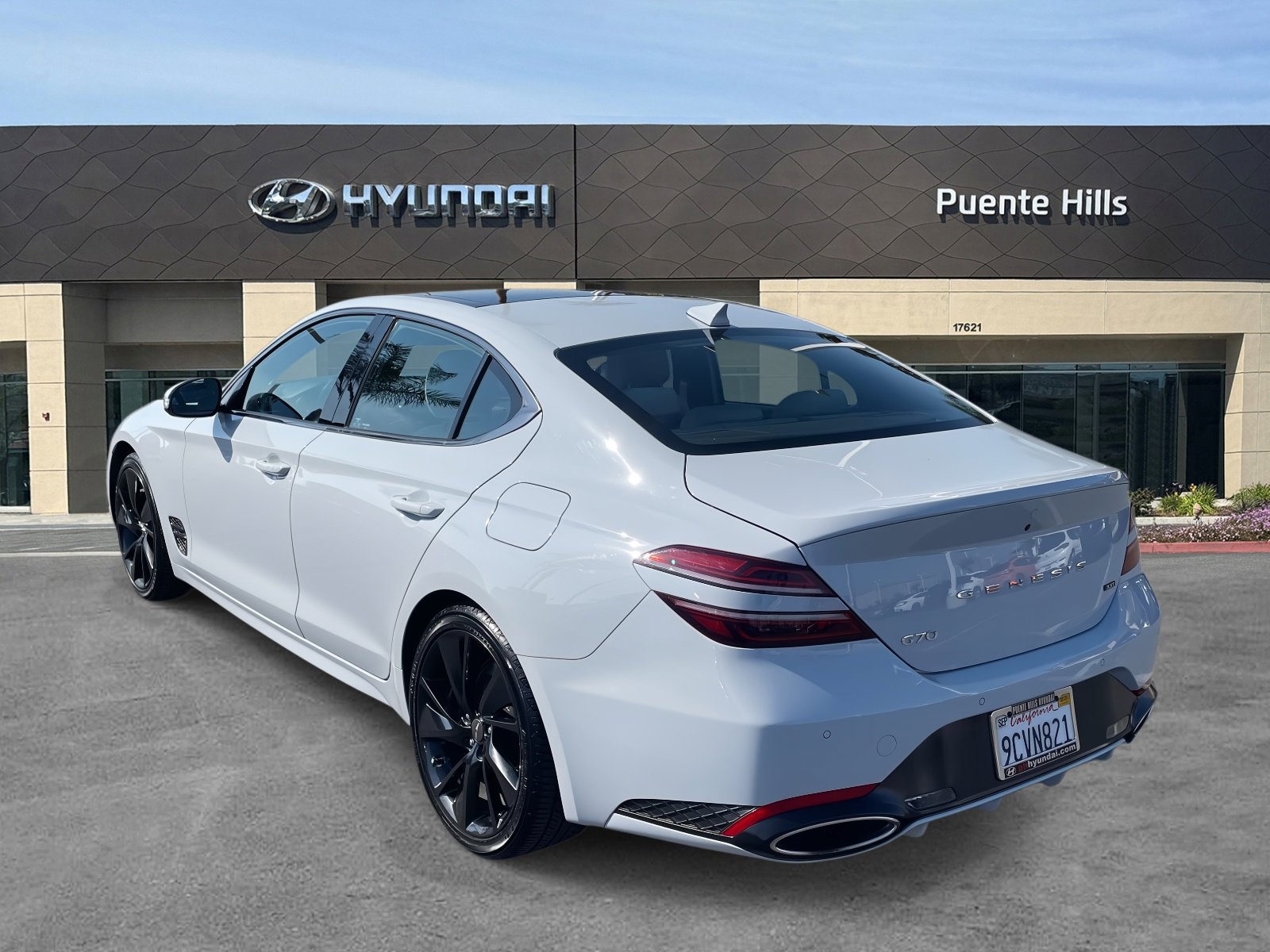 2023 Genesis G70 3.3T photo 3