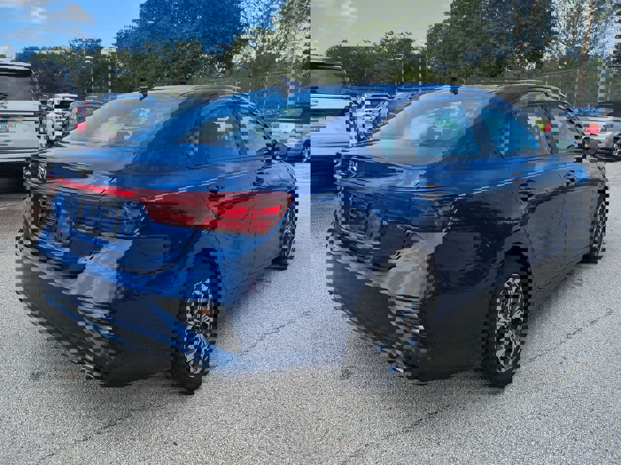 2021 Kia Forte LXS photo 3