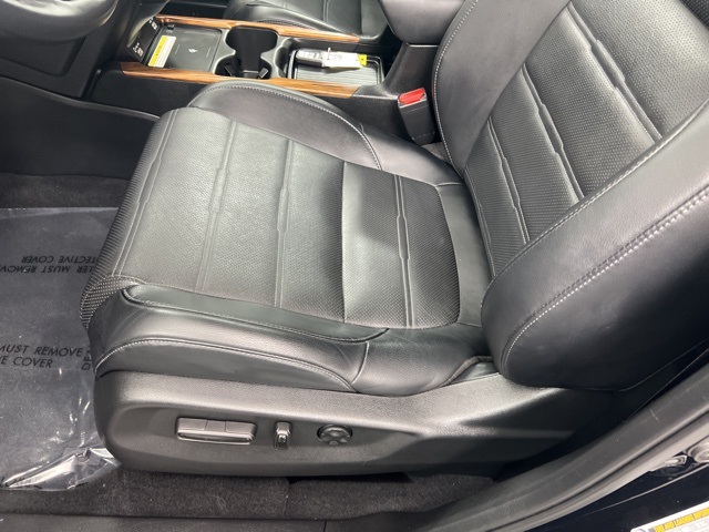 2022 Honda CR-V Touring photo 14