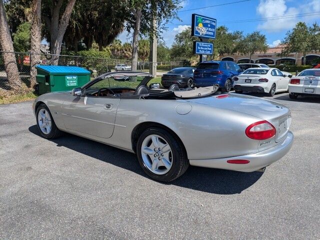 1998 Jaguar XK 8 photo 4