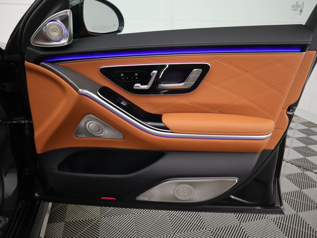 2026 Mercedes Benz S 63 e photo 26