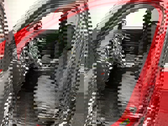 2015 Chevrolet Equinox LT photo 3