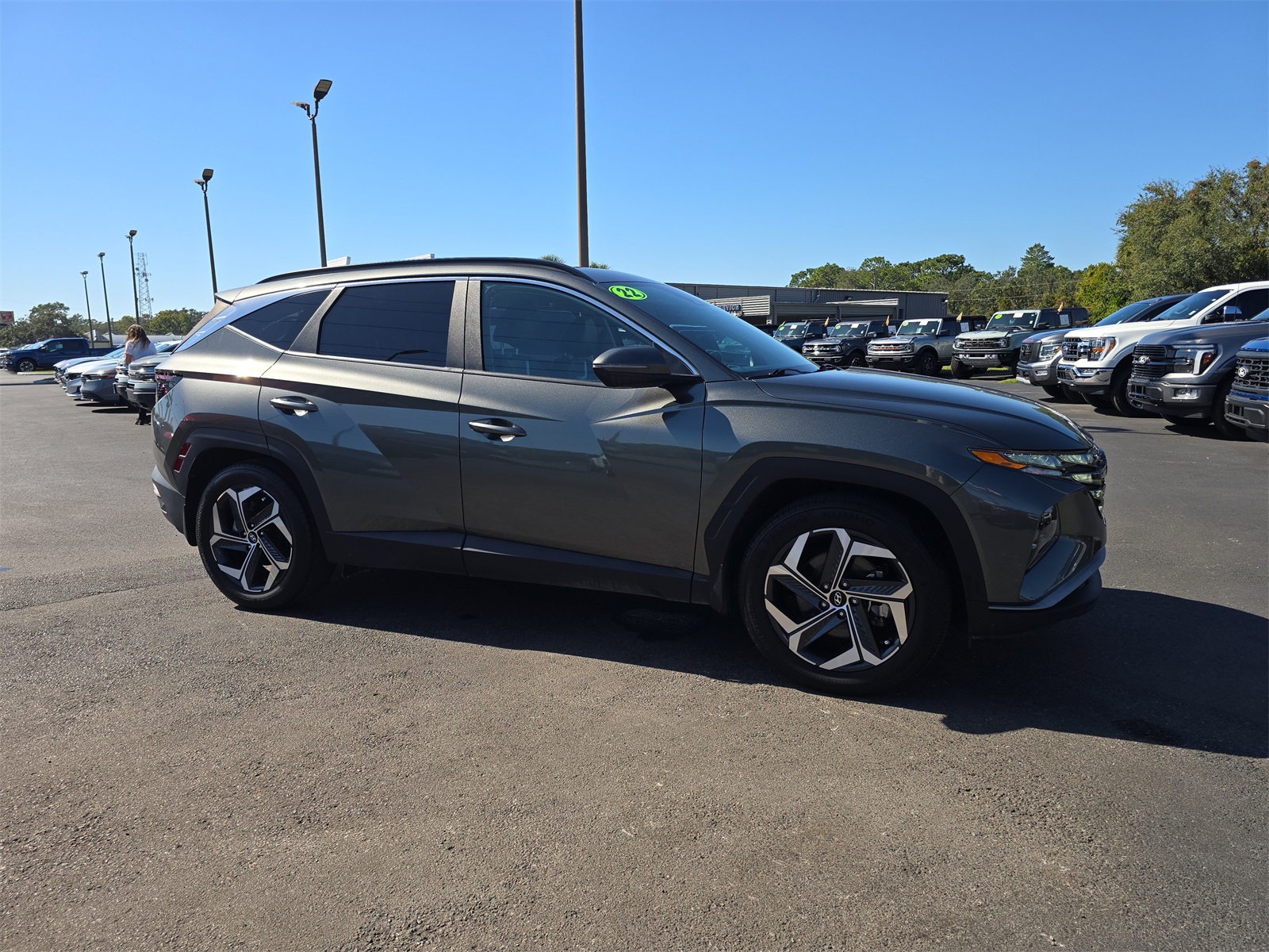 Used 2022 Hyundai Tucson SEL with VIN 5NMJC3AE4NH099758 for sale in Spring Hill, FL