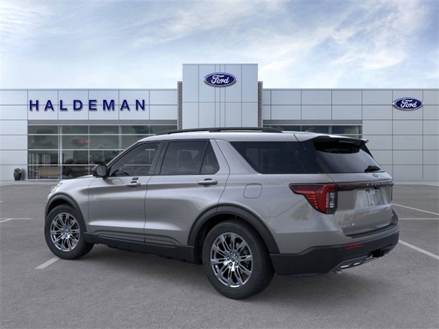 2026 Ford Explorer photo 2