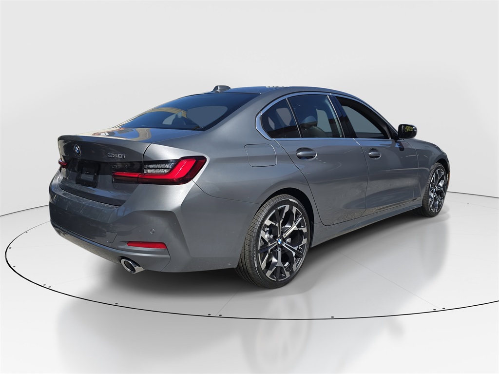 2025 Bmw 330i photo 3