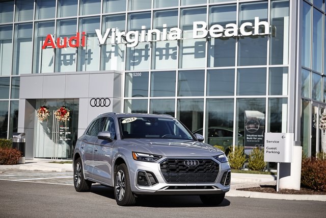 2024 Audi Q5 Premium Plus's photo