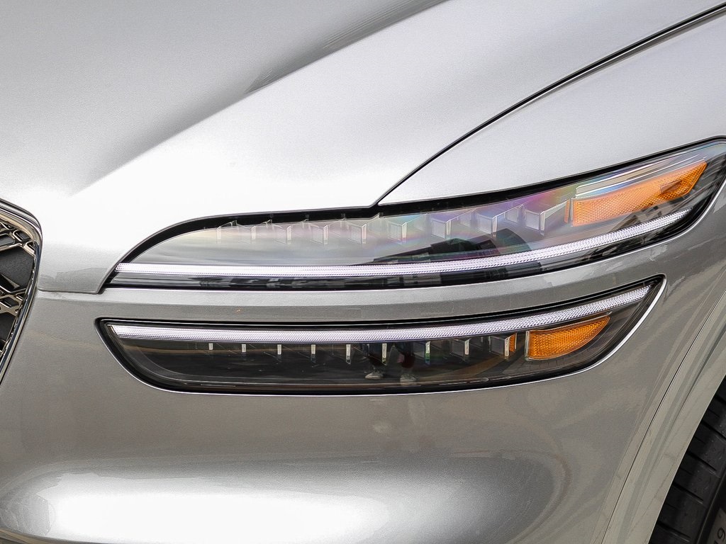 2026 Genesis GV70 2.5T Advanced photo 2