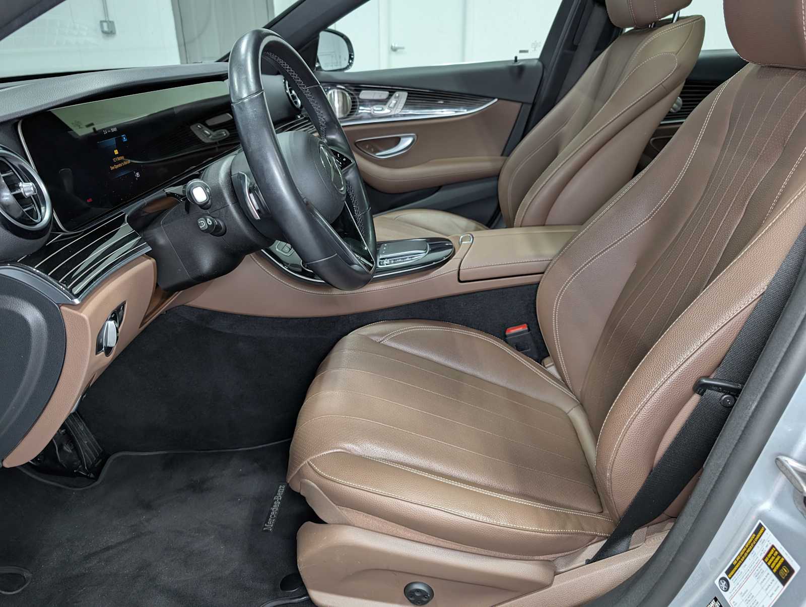 2022 Mercedes Benz E 350 AMG photo 4