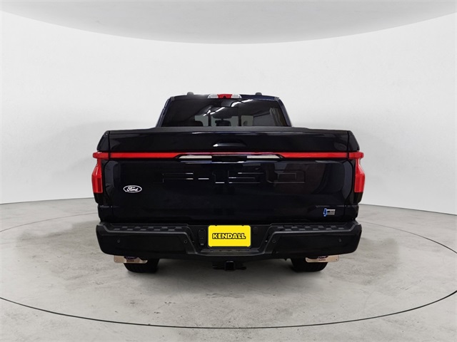 2025 Ford F-150 Lightning Lariat photo 4