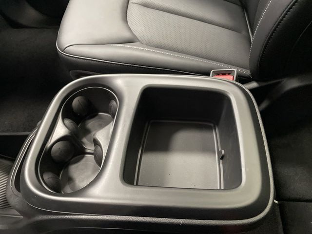 2025 Chrysler Pacifica photo 18