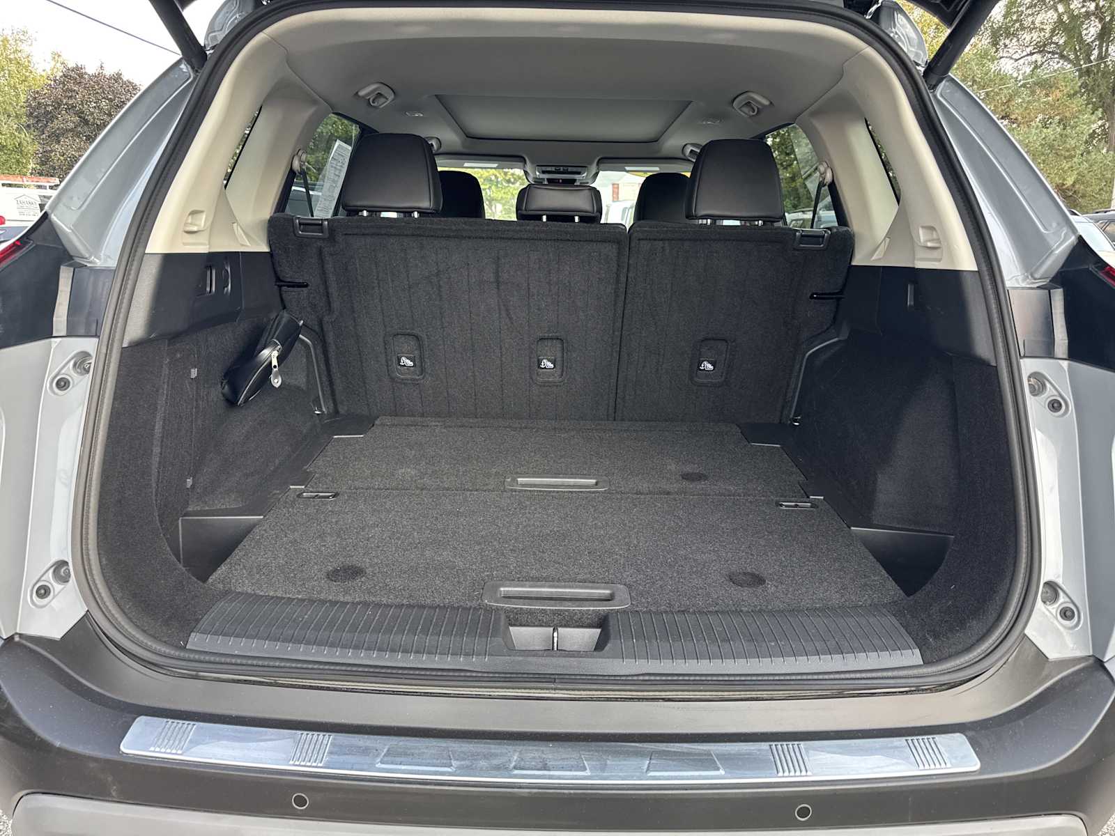 2021 Nissan Rogue SL photo 9