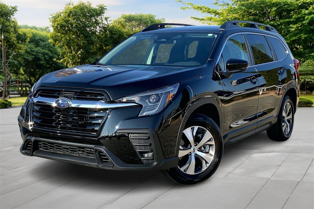 2025 Subaru Ascent Premium's photo