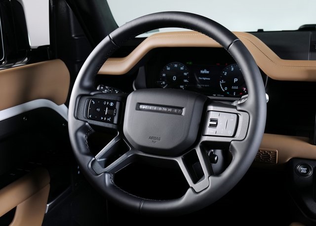 2025 Land Rover Defender 110 X-Dynamic SE photo 10