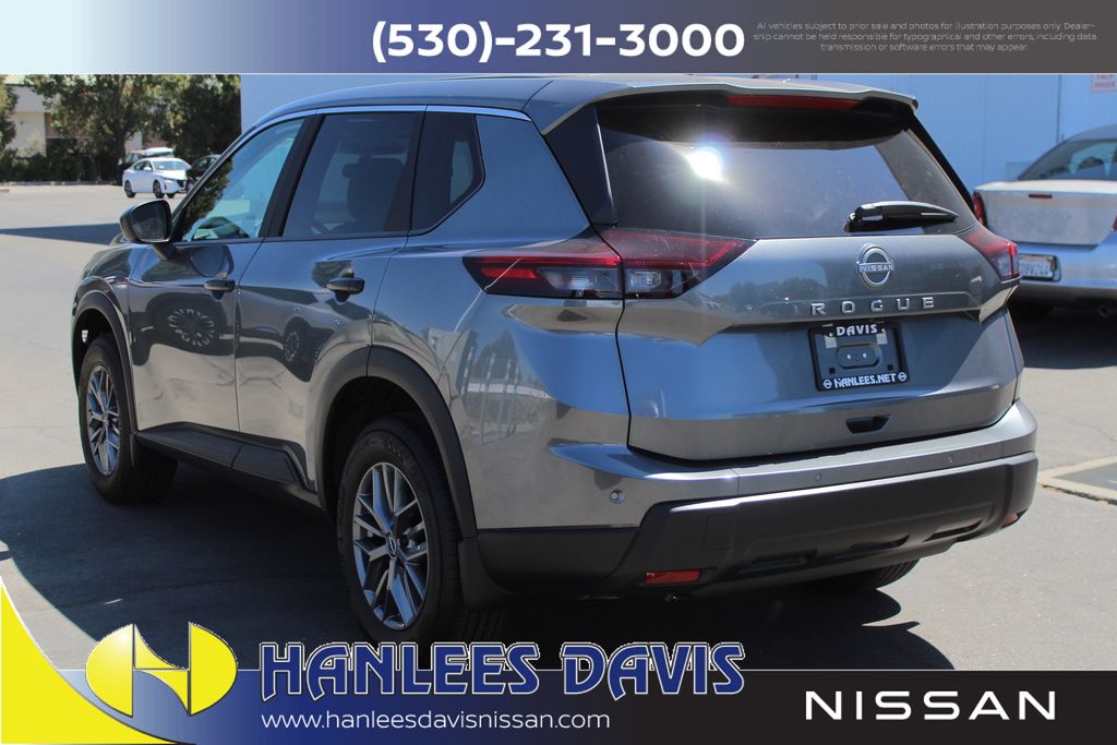 2026 Nissan Rogue S photo 8