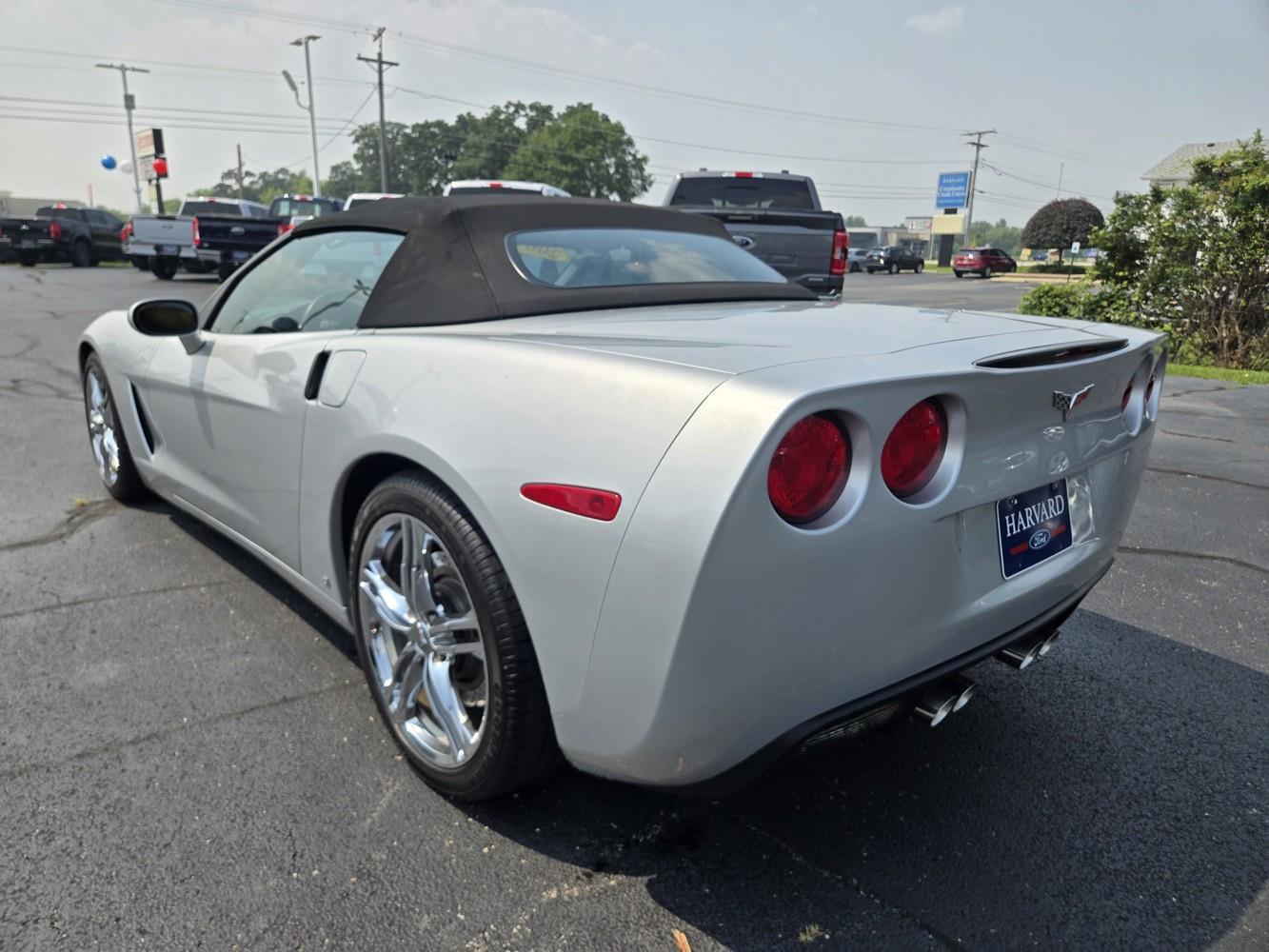 2009 Chevrolet Corvette 1LT Convertible photo 6