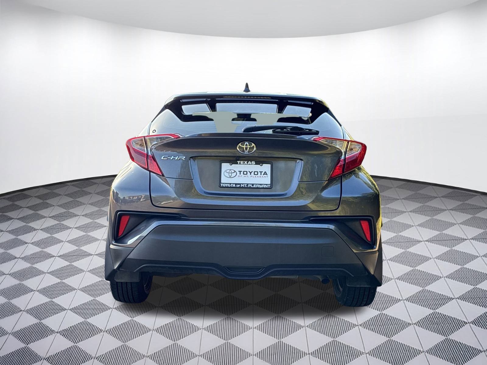 2019 Toyota C-HR XLE photo 9