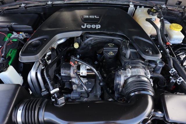 2021 Jeep Wrangler Unlimited Sahara photo 27
