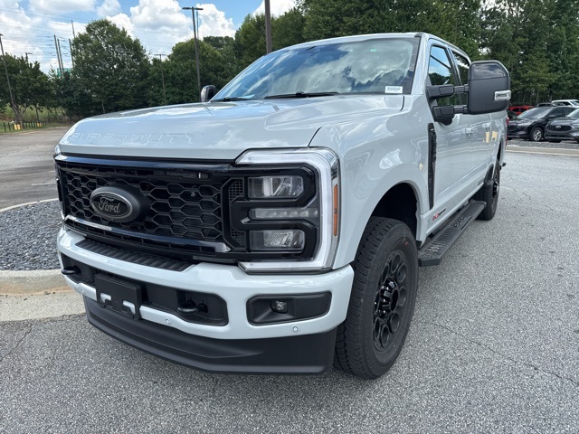 2025 Ford F-350 photo 5