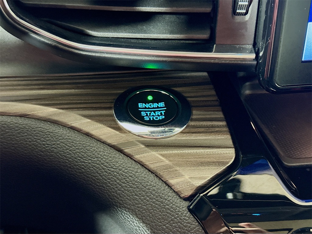 2021 Ford Explorer Limited photo 39