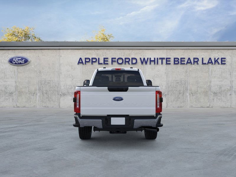 2025 Ford F-350 Lariat photo 4