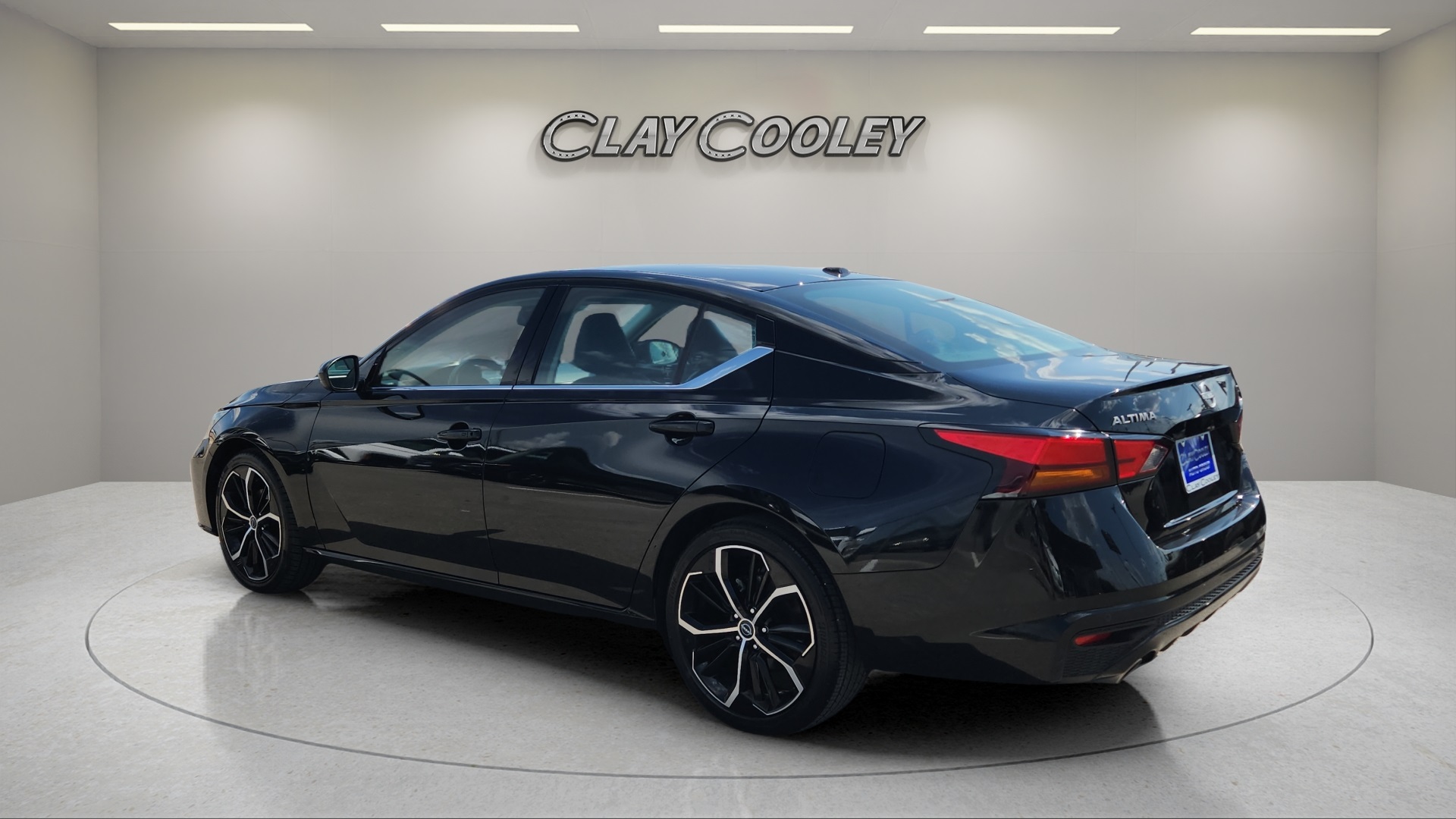 2024 Nissan Altima 2.5 SR photo 5