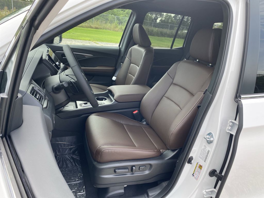2025 Honda Ridgeline RTL photo 4