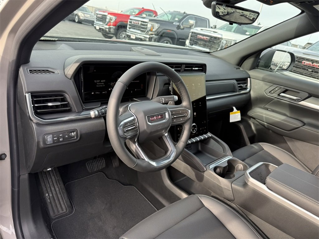 2026 GMC TERRAIN - Image 17