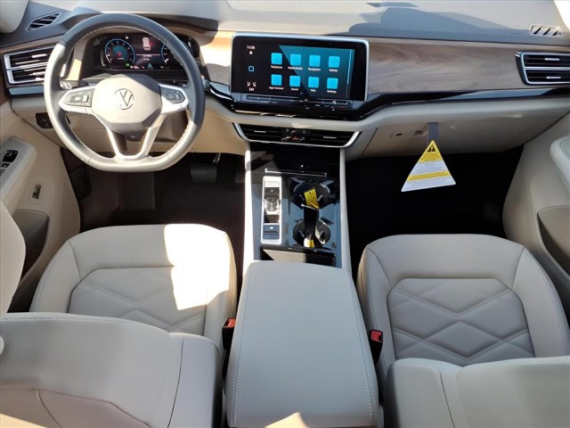 2026 Volkswagen Atlas SE Technology photo 14