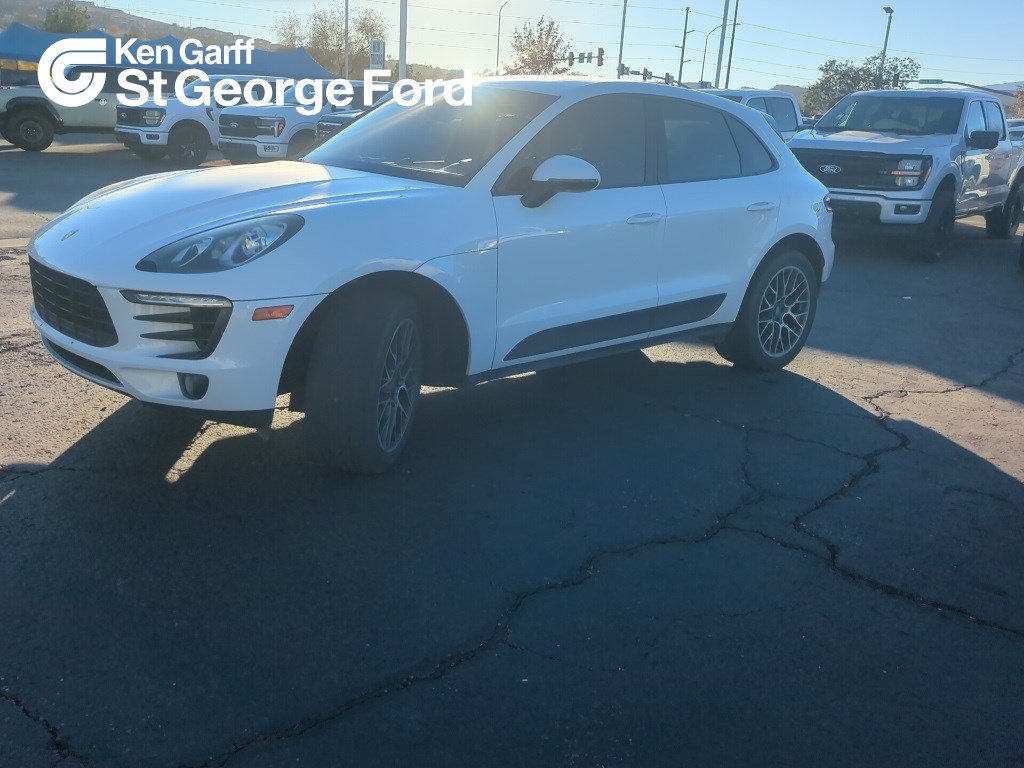 2016 Porsche Macan S's photo