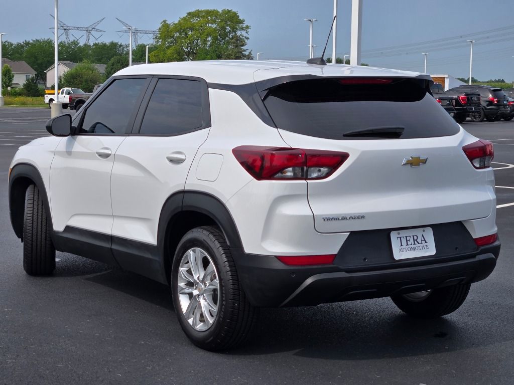 2022 Chevrolet Trailblazer LS photo 12