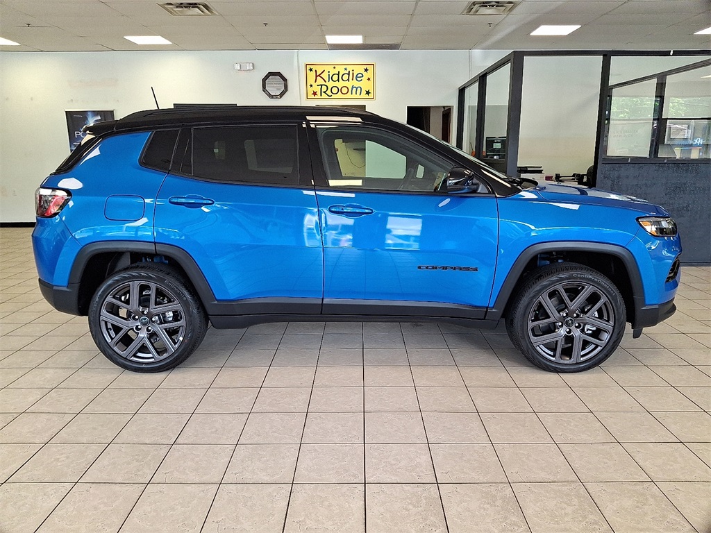 2025 Jeep Compass Limited photo 7