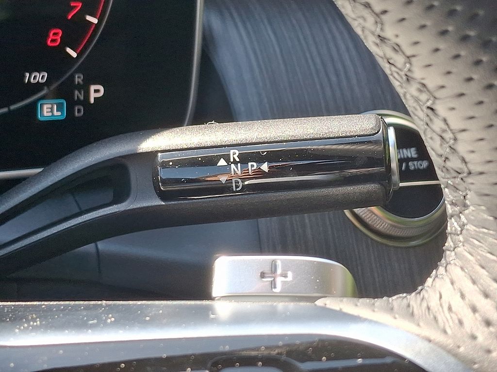 2025 Mercedes Benz GLC 350e 4MATIC photo 11