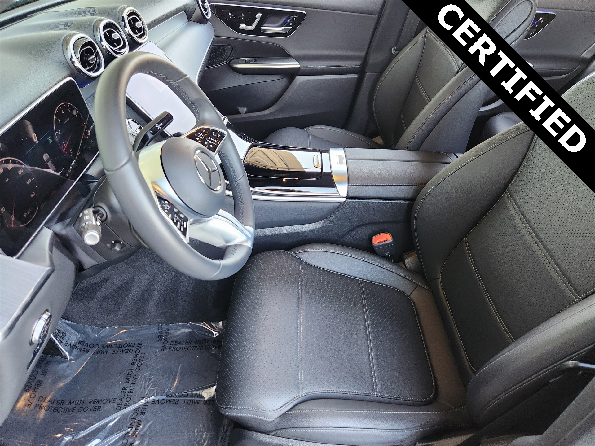 2025 Mercedes Benz GLC 300 photo 10
