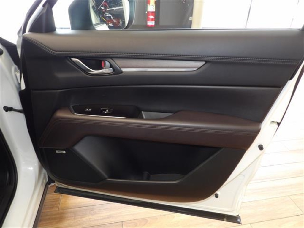 2022 Mazda CX-5 2.5 Turbo Signature photo 12