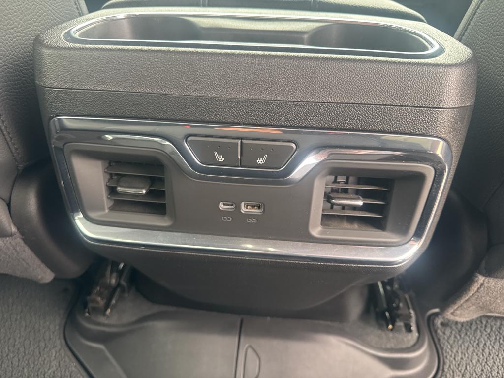 2024 Gmc Sierra 2500 Denali photo 19