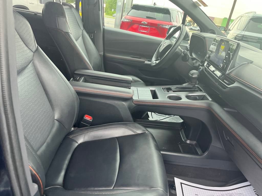 2022 Toyota Sienna XSE photo 11
