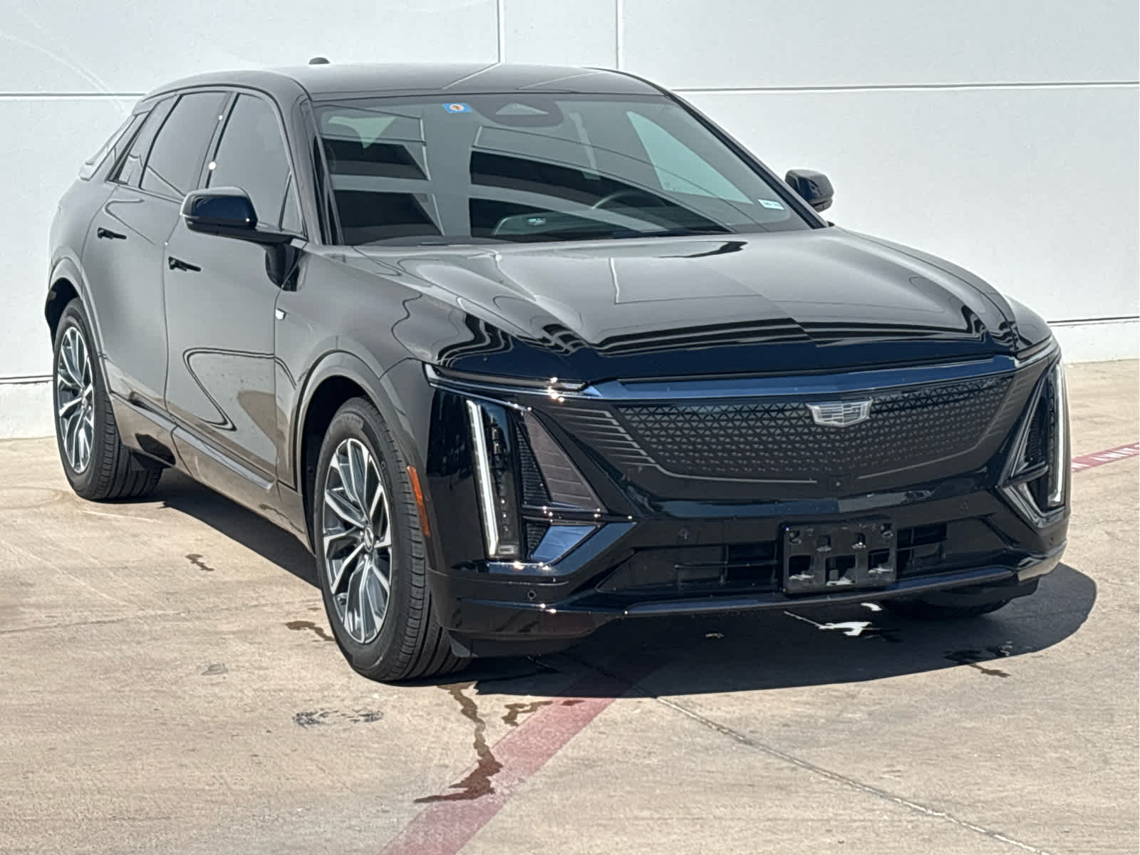 2024 Cadillac Lyriq Sport photo 3