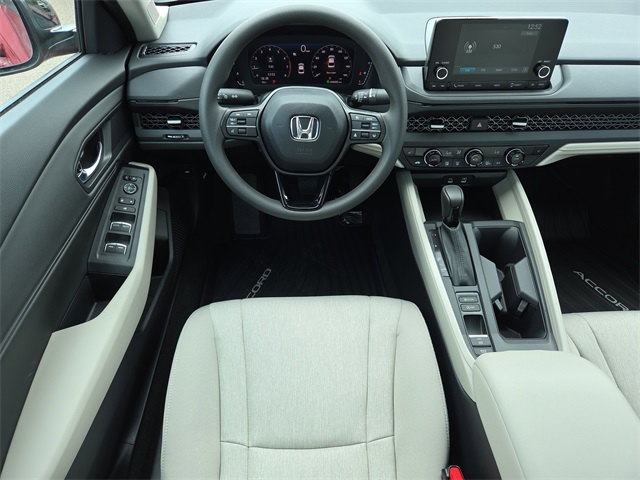 2025 Honda Accord SE photo 7