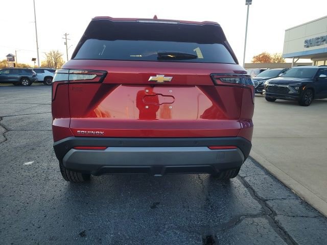 2026 Chevrolet Equinox LT photo 4