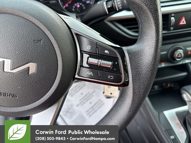 2023 Kia Forte LXS photo 14