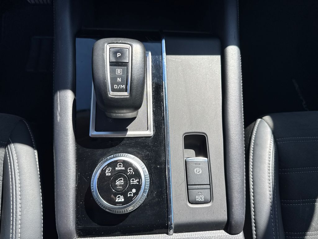 2024 Mitsubishi Outlander SE photo 30